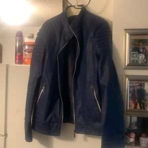 New Navy Blue waist jacket size xl zipper pockets and zipper wrist sleeves